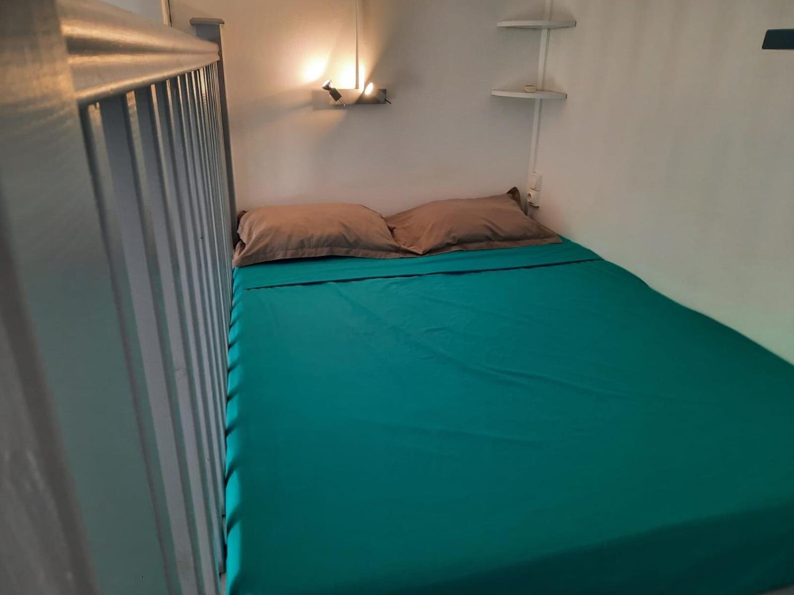Studio Avec Piscine Privee, Idealement Situe Сен-Клод Экстерьер фото
